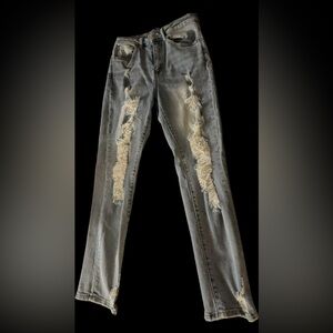 Risen Distressed Women Cropped Jeans 5/27